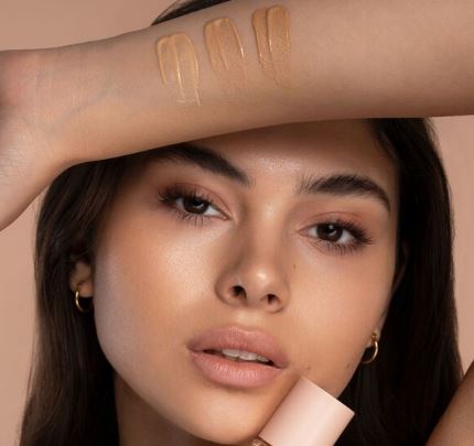 FLAWLESS GLOW Многофункционална озаряваща база + фон дьо тен + филтър 01 Ivory (слонова кост), 30 ml - Image 3